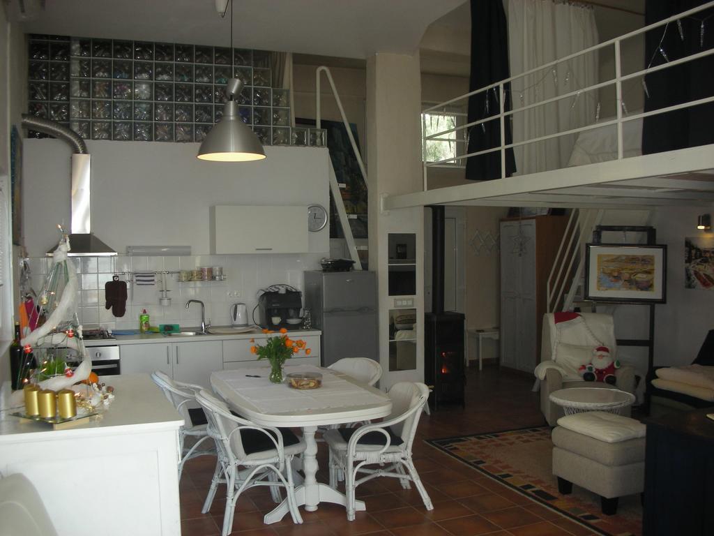 Apartment Croatia Art Drasnice Habitación foto